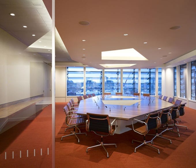 cool-office-design-london-maquarie-bank-boardroom