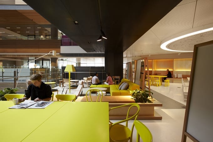 inspiring-office-design-anz-melbourne-breakout-furniture