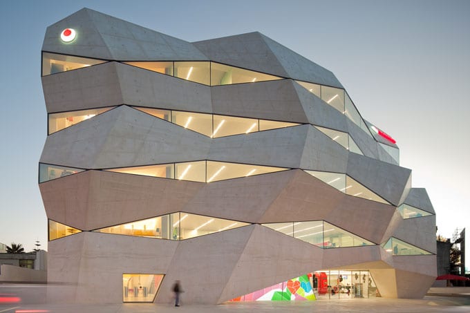 Modern Office Design – The World’s Best Office Interiors – No.4 Vodafone, Portugal