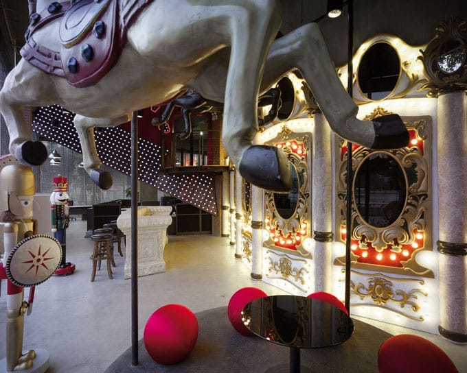 Creative Office Design – The World’s Best Office Interiors – No.2 Ogilvy & Mather, China