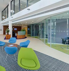 hargreaves-lansdown-reception-office-design-internal-shot