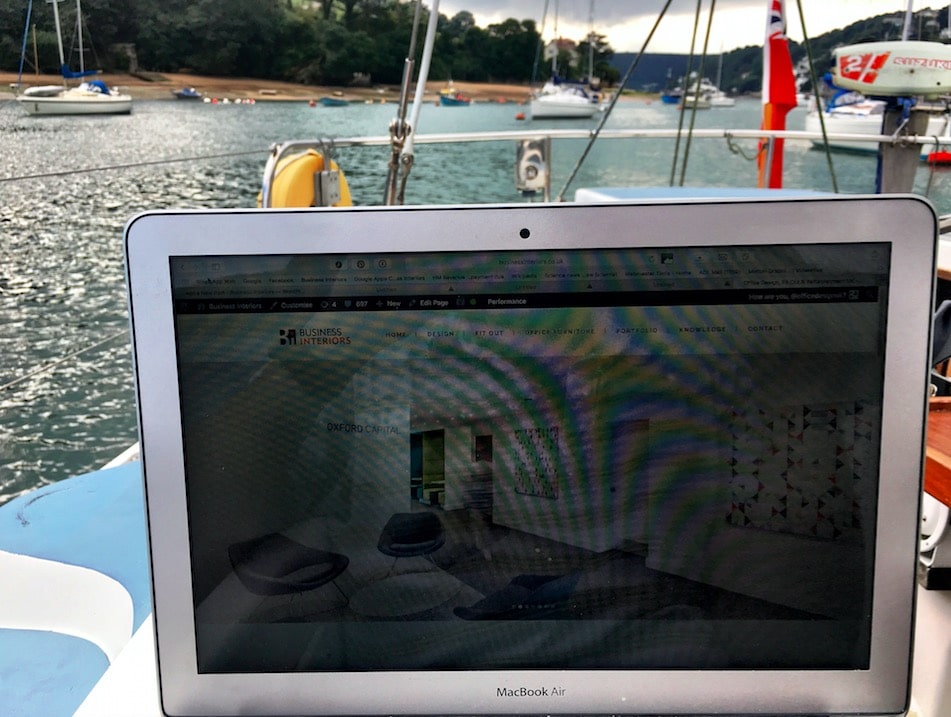 flexible-mobile-working-concentrate-solo-work-boat-yacht-heaven